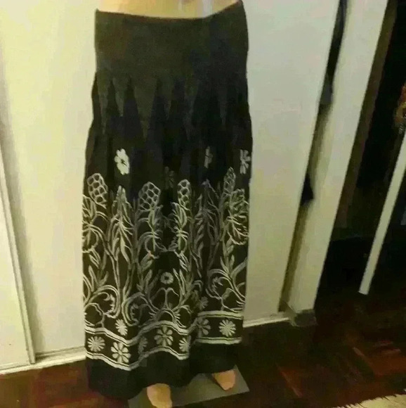 Lapis halter dress or maxi skirt black with  floral design one size - Picture 4 of 5